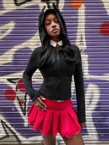 Modviera 女士铆钉杜宾犬领拉链修身T恤 - 黑色 - 查看 5