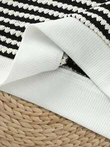 SHEIN Baby Girl Loose Casual Minimalist Comfortable Round Neck Pullover Striped Sweatshirt And Pants Set - Black and White - View 5