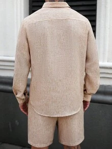Manfinity Homme 男士翻领单排扣长袖衬衫和短裤休闲通勤套装 米色男士衬衫 杏色男士衬衫 卡其色男士衬衫 男士两件套亚麻套装 男士两件套西装套装 长袖衬衫配短裤 礼仪 - 卡其色 - 查看 2
