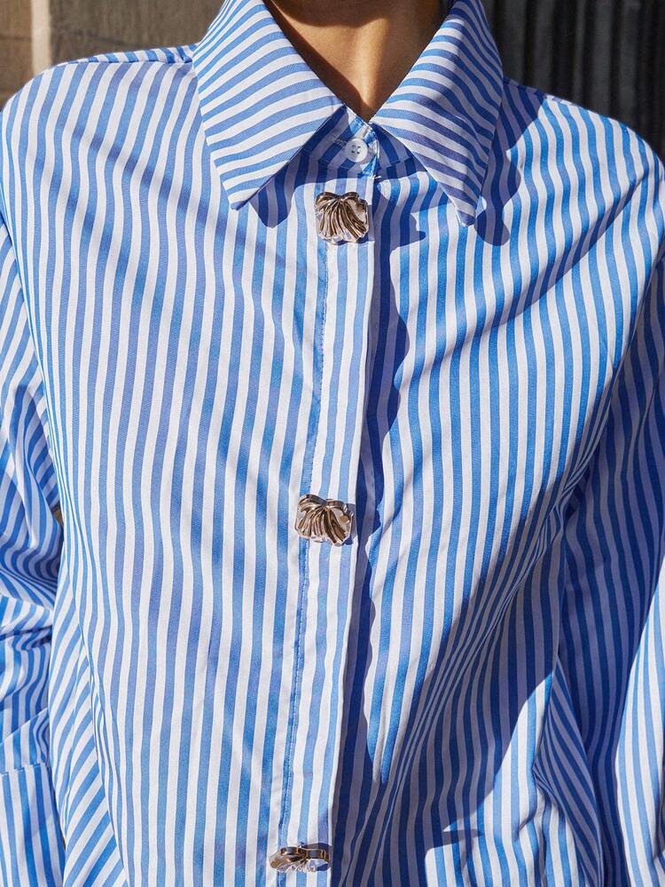 SHEIN Maija Chemise décontractée à manches longues et rayures pour femmes, à porter pour sortir, aller au travail ou lors d'occasions sociales quotidiennes. Confortable et polyvalente, blouses décontractées pour femmes pour la remise des diplômes