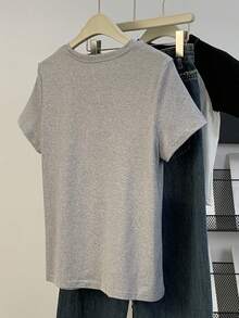 Resyla Heavy Craft Inlaid With Shiny White Pearls, Hot Bead Pearl Small Flowers, Fashionable And Temperament Flower Gray Women's T-Shirt