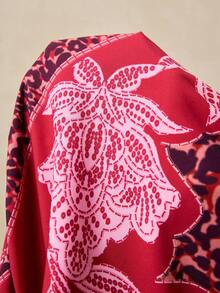 Travachic 大码浪漫优雅花卉豹纹V领前系蝴蝶结长袖连衣裙，适合新年派对和节日场合。 - 玫紅色 - 查看 8