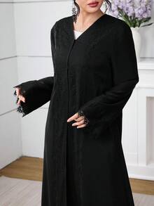 Al Najma 女士宽松休闲蕾丝边长袍，日常穿着 - 黑色 - 查看 1