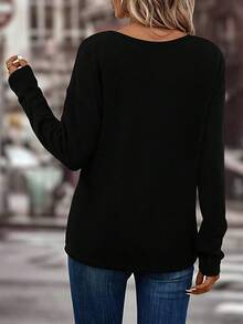 EMERY ROSE Fashionable Casual Basic New V-Neck Long Sleeve Solid Front Red Heart Print T-Shirt - Black - View 2