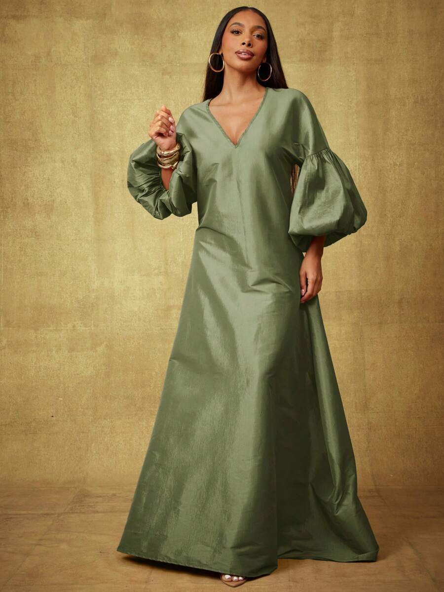 Vixey Váy maxi dài tay bồng bềnh, cổ chữ V, vai trễ, chất liệu taffeta trơn - Màu xanh Ô liu - Xem 1
