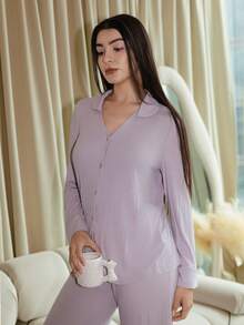 Andrea Bello 女士简约舒适纽扣长袖上衣和裤子家居服套装假日季节、秋季服装舒适优雅细节 - 紫色 - 查看 2