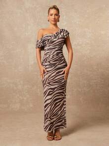 Lumalex 简约复古风闪亮假日派对装扮,适合锐舞节、郊游、游泳度假、波西米亚风、户外派对、婚礼季、宴会、成人礼、海滩、海边、海滩度假、复活节、波西米亚风海滩户外婚礼派对、成人礼、返校派对、生日庆祝等场合。女士春夏优雅斑马纹网纱单肩褶皱装饰修身紧身长裙,性感扭结褶皱开衩设计无袖修身长裙,春夏单肩连衣裙、单袖连衣裙、新年连衣裙、宰牲节派对连衣裙、酒红色连衣裙、垂褶连衣裙、优雅女士连衣裙、舞会礼服、商务休闲女装春夏复古风 - 彩色 - 查看 7