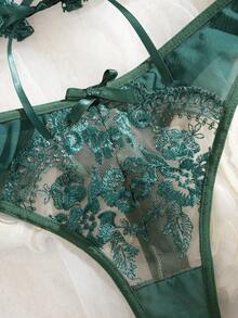 2件套女士性感刺绣薄纱胸衣和内裤套装