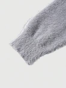 ROMWE MEN Men's Loose Fit Slogan Graphic Long Sleeve Faux Fur Sweater, Autumn/Winter - Grey - View 4