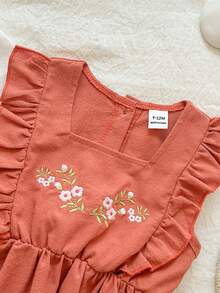 SHEIN Vintaside Kids Bộ đồ liền thân tay bồng cổ tròn in hoa bằng vải cotton cho bé gái và váy yếm thêu, trang phục lấy cảm hứng từ phong cách cổ điển cho tiệc vườn hồng, ngày lễ, Giáng sinh, năm mới, ngày lễ tình nhân - trái cam - Xem 6