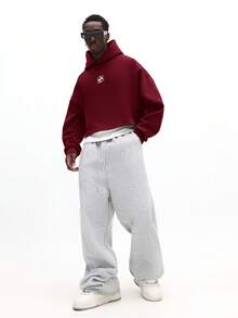 SUMWON Áo hoodie dáng rộng, vai rớt, màu đỏ tía, in hình Chicago và logo bóng chày, thích hợp cho phong cách đường phố thường ngày mùa đông. - Đỏ - Xem 3