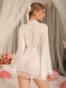 DelicateAllure 情人节性感网纱蕾丝边喇叭袖女士睡袍 - 白色 - 查看 4