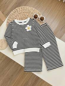 SHEIN Baby Girl Loose Casual Minimalist Comfortable Round Neck Pullover Striped Sweatshirt And Pants Set - Black and White - View 4