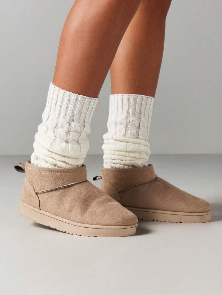 MISSGUIDED Suede Ankle Boots With Black Pull Tab Details Winter Platform Sole Cozy Fall Footwear