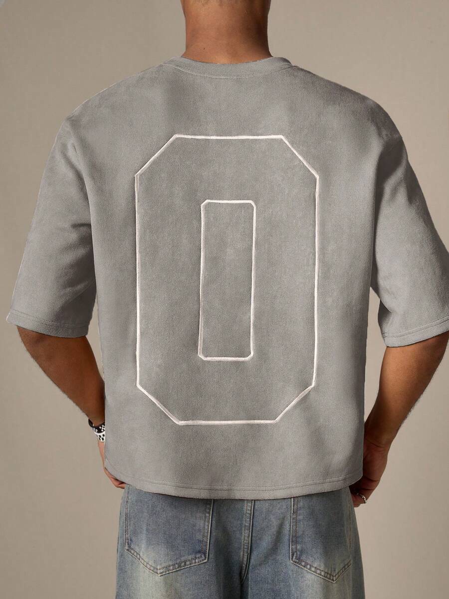 SWAVVY 男士针织休闲宽松版型数字刺绣短袖T恤 - 淺灰色 - 查看 1