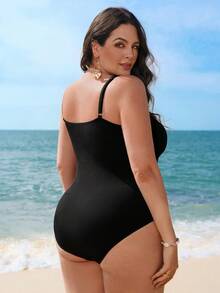Swim Lushoire 加大码女士黑色纹理褶皱腰部显瘦性感紧身沙滩派对连体泳衣 - 黑色 - 查看 2