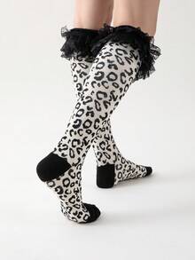 ROMWE Kawaii Women's Polka Dot Pattern Mesh Splice Ruffle Trim Cute Crew Socks - Multicolor Q3 - View 2