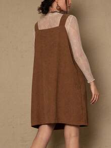 SHEIN LUNE 大码女士情人节穿搭，夏季女士穿搭，时尚日常装，大码女士宽松提花格子吊带连衣裙，冬季通勤连衣裙，假日穿搭，假日派对连衣裙，大码女士假日穿搭 - 棕色 - 查看 2