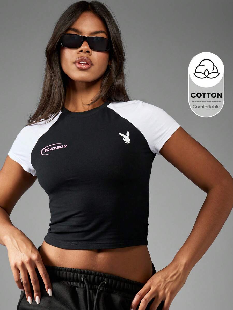 Missguided x Playboy 婴儿短款 T 恤插肩风格 Y2K 时尚兔子标志短袖运动修身街头服饰夏季节日必备 T 恤赛车 - 黑色 - 查看 1