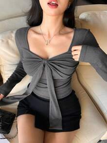 DAZY 女士系带蝴蝶结长袖T恤，简约修身圆领打底衫 - 灰色 - 查看 3