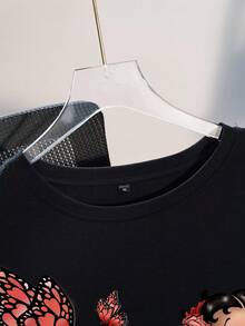 Betty Boop x SHEIN Plus Size Summer Casual Butterfly & Cartoon Figure Graphic Round Neck Short Sleeve T-Shirt - Black - View 3