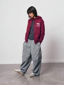 SURIMA Casual Red Violet Zip Up Knitted Hoodie With Random Print Long Raglan Sleeves And Tight Hem For Women - Red Violet - View 3