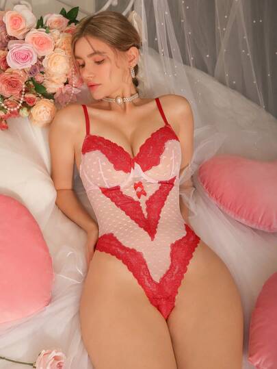 DelicateAllure Valentine's Day Pink Contrast Lace Patchwork Sheer Slimming Crotch Snap Closure Elegant Sexy Women's Lingerie Bodysuit, Suitable For Outerwear, Party, Music Festival, Vacation