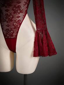 SHEIN ICON Lace Sheer Square Neck Criss-Cross Tie Flare Sleeve Women Bodysuit - Burgundy - View 6