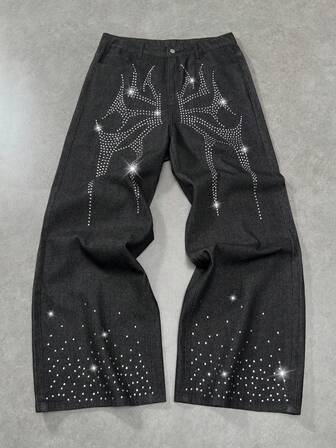 Jeans casual e ampi da uomo con applicazioni di strass e passanti per cintura