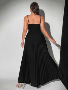 Viva Relle 加大码优雅蓝色 A 字形低胸摇摆连衣裙