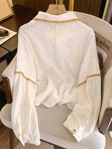 Franclia 新款女士休闲简约提花荷叶袖衬衫 - 杏色 - 查看 2