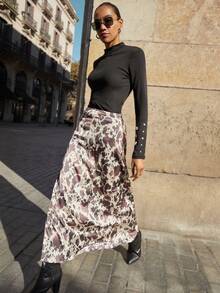 Maija Women's Elegant Fashionable Full-Print Skirt Animal Print Resort Wear Cow Print Maxi Skirt Long Skirt Printed Maxi Skirt - Brown - View 1