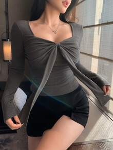 DAZY 女士系带蝴蝶结长袖T恤，简约修身圆领打底衫 - 灰色 - 查看 6