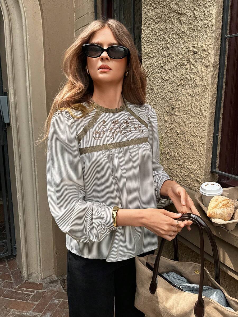 Serisse 女士休闲条纹花卉刺绣灯笼袖衬衫，秋季 - 綠色 - 查看 1