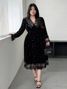 Flirla 优雅V领蕾丝拼接收腰公主长袖连衣裙 - 黑色 - 查看 5