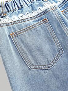 SHEIN Girlism Tween Girl Spring Summer Light Lace Trim Pocket Pearl Decor Loose Wide Leg Blue Denim Jeans, Vestidos Elegant Para Fiesta, New Year Elegant,Pants For New Year's Eve, Streetwear Vintages, Comfortable And Versatile, For 8-12 Years Old Girls, Suitable For School, Home And Travel - Light Wash - View 5