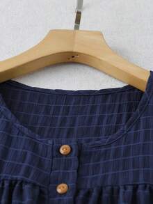 GlowEve Women's Front Button Textured Pleated Round Neck Camisole - Navy Blue - View 3