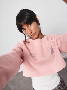 SURIMA Casual Minimalist Pink Pattern Round Neck Short Loose Fit Women Sweatshirt, Autumn/Winter - Dusty Pink - View 1