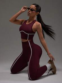 Dewbera Women's Seamless Cropped Tank Top And Leggings Sports Set - Burgundy - View 7