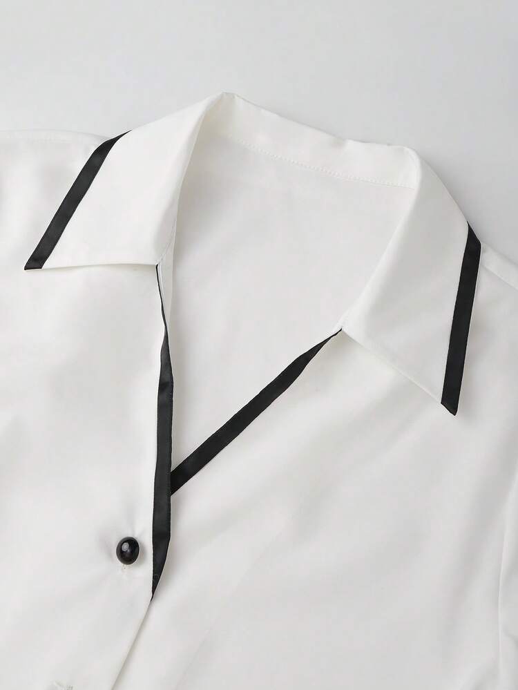 SHEIN Franclia Camisa Casual Feminina de Cor Contrastante, Minimalista, Lazer, Outdoor, Camisa Branca Elegante para Transporte, Blusas Femininas Elegantes, Top de Seda Elegante, Top Creme, Blusas Femininas - Branco - Visão 3