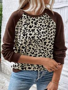 Resyla New Plus Size Women Leopard Print Contrast Color Raglan Sleeve Crew Neck Sweatshirt - Multicolor - View 3