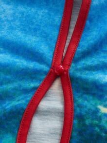 Y2Kool BiGraphic 女士蓝红新年派对辣妹Y2K千禧性感撞色海洋动物印花镂空连体衣长袖泳衣紧身衣防晒泳衣女士蓝色泳衣长袖泳衣蓝色连体衣蓝色鱼印花泳衣长袖连体衣长袖泳装女士泳衣女士高衩泳衣春季服装女士沙滩连体衣嘉年华服装 - 藍色 - 查看 9