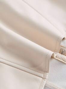 SHEIN Tall CURVE Áo ống đen chất liệu da PU trang trí nút bấm phía trước cỡ lớn - Màu be - Xem 4