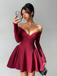 Aloruh Váy mini phồng tay dài màu đỏ rượu gợi cảm đi làm - Màu Đỏ Sâu - Xem 8