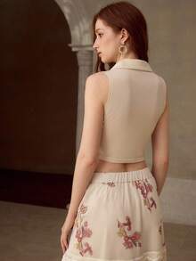 MOTF PREMIUM 女士褶皱修身V领半开襟无袖背心，春夏款 - 杏色 - 查看 6