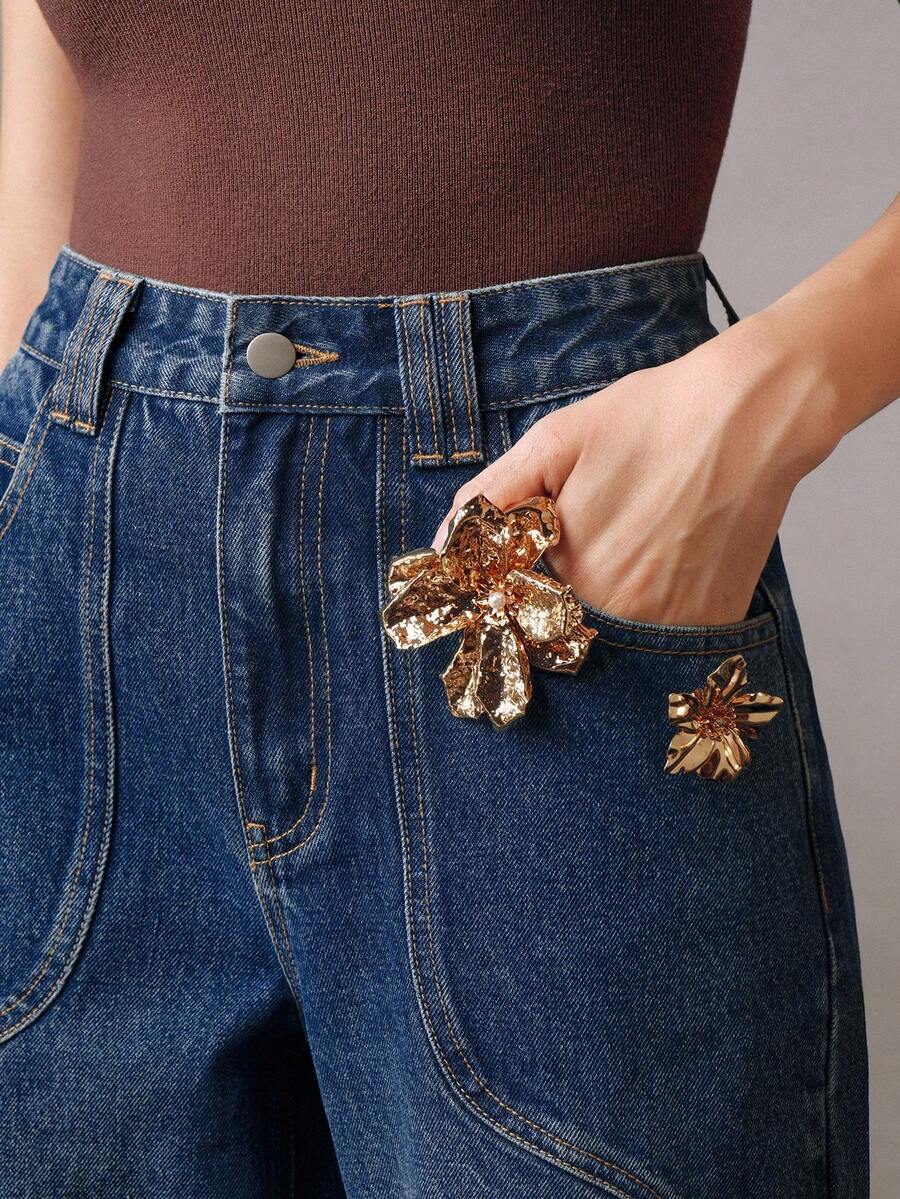 Anewsta Quần jeans ống đứng nữ màu xanh lãng mạn với họa tiết hoa 3D bằng kim loại, thích hợp cho ngày Valentine, mùa xuân/hè. - Rửa tối - Xem 1