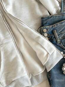 Sparklyn 少女休闲连帽拉链卫衣，胸前饰有粉色蝴蝶结刺绣，两侧各有一个口袋，适合上学、通勤、散步等场合，可搭配运动裤或长袖毛衣。 - 淺灰色 - 查看 4