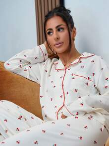 SAYEHFBABY 樱桃印花甜美可爱睡衣套装，适合秋冬季；女士睡衣和家居服，配有长袖纽扣上衣和裤子，秋季衣服 - 杏色 - 查看 1