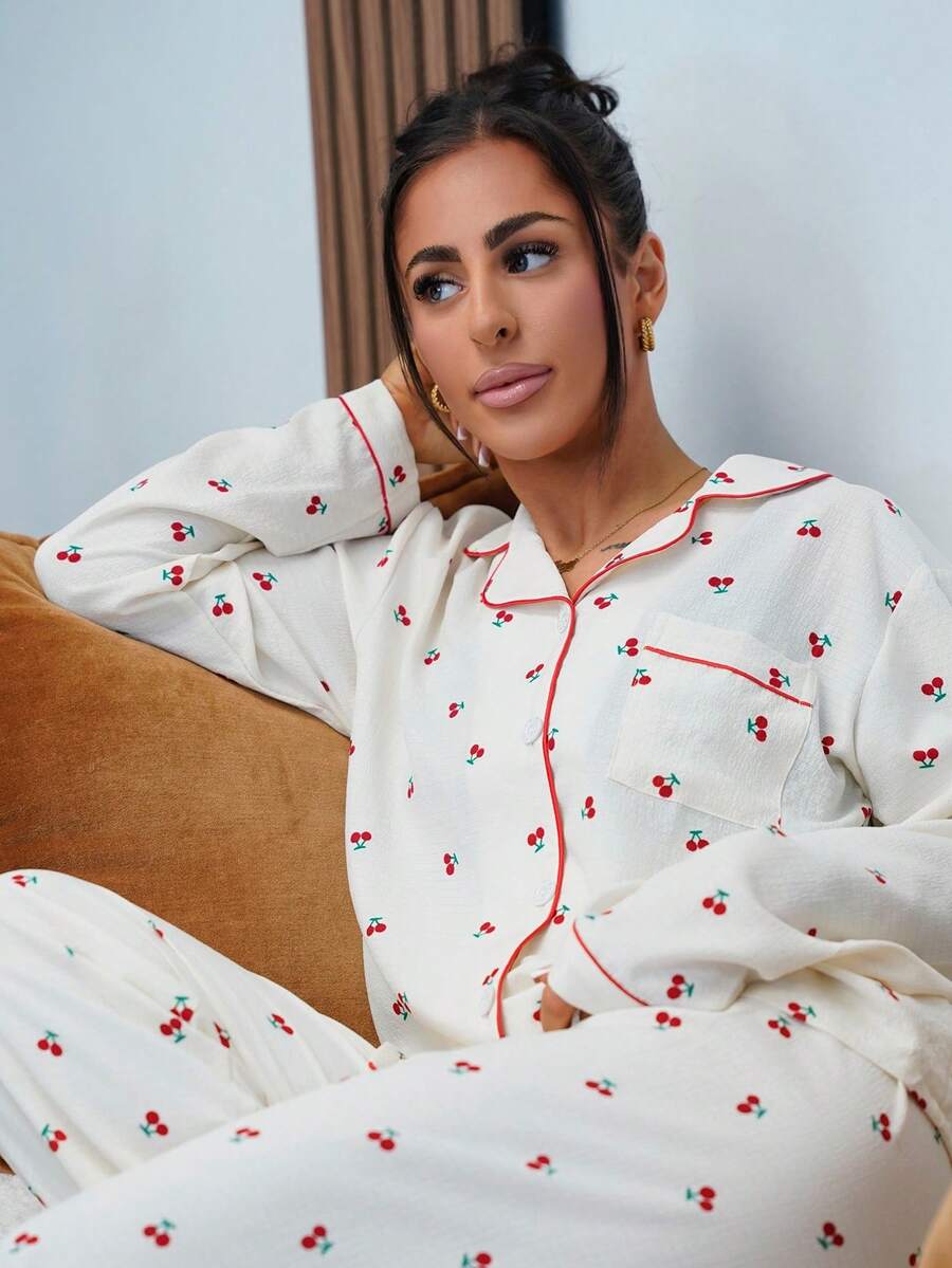 SAYEHFBABY 樱桃印花甜美可爱睡衣套装，适合秋冬季；女士睡衣和家居服，配有长袖纽扣上衣和裤子，秋季衣服 - 杏色 - 查看 1