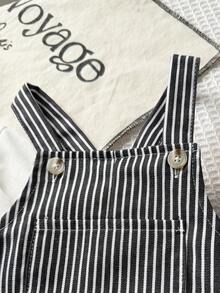 Playful Pals 男婴休闲条纹背带裤及长袖圆领上衣套装，秋冬季